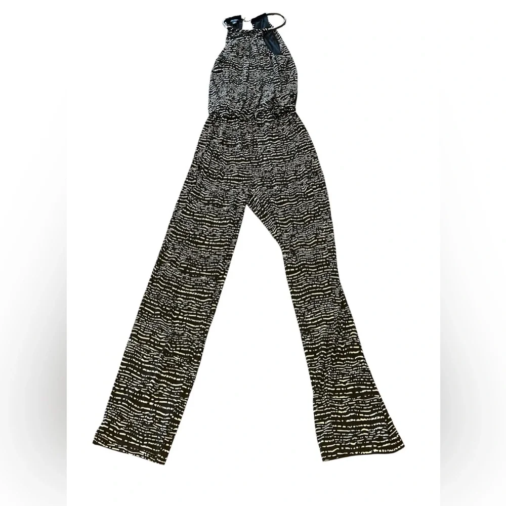 Black and White Patterned Jumpsuit Sz 8 Ivy + Blue with Silver Accents - Picture 3 of 16